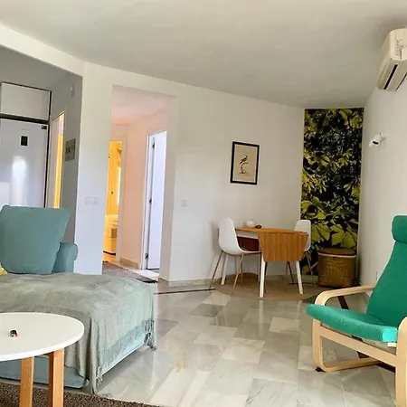 The Golden House, Calahonda Golf