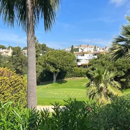 Апартаменты The Golden House, Calahonda Golf